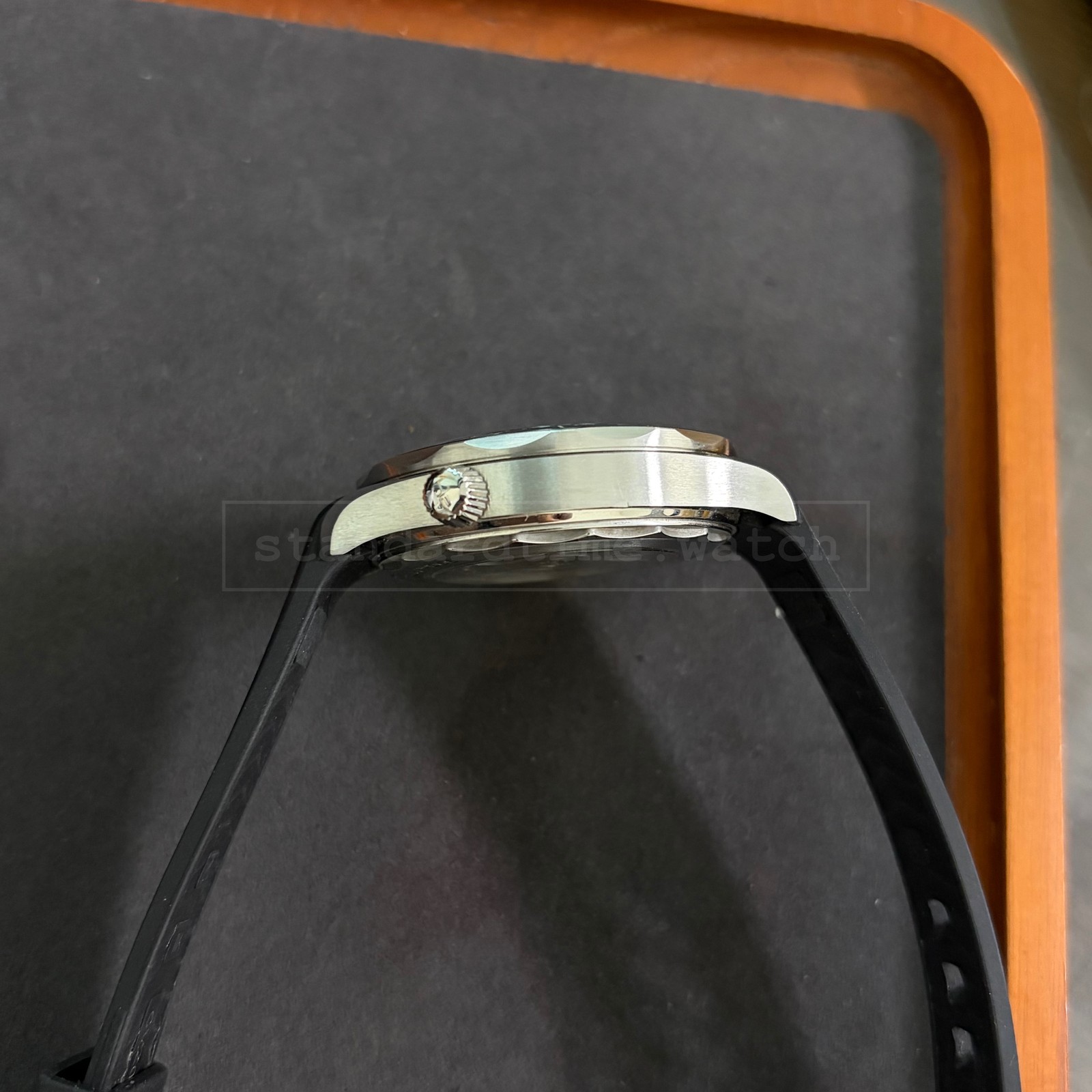 Omega Seamaster Diver 300 M Full Set +Rubber 210.30.42.20.04.001 210.30.42.20.04