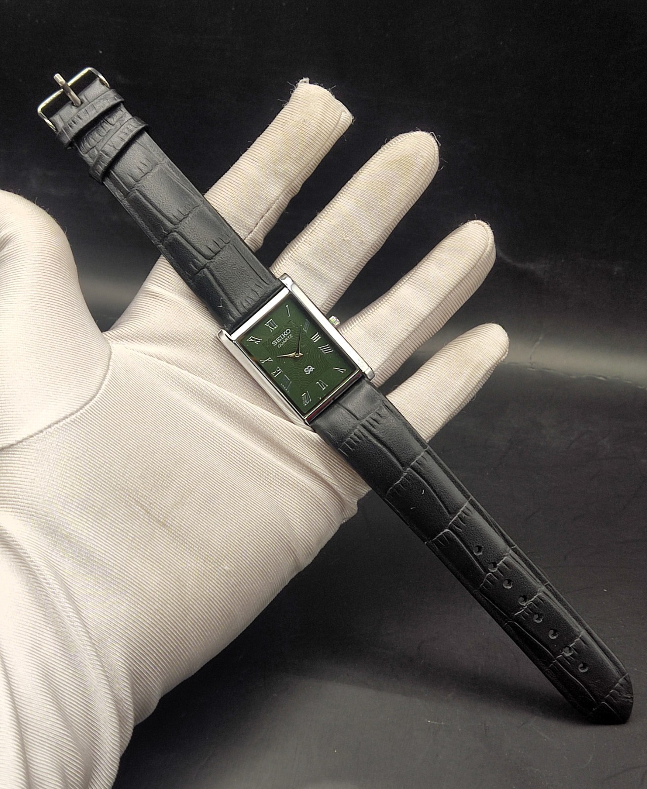 Vintage Refurbished Seiko Quartz Rectangular Green Dial Faux Leather Strap