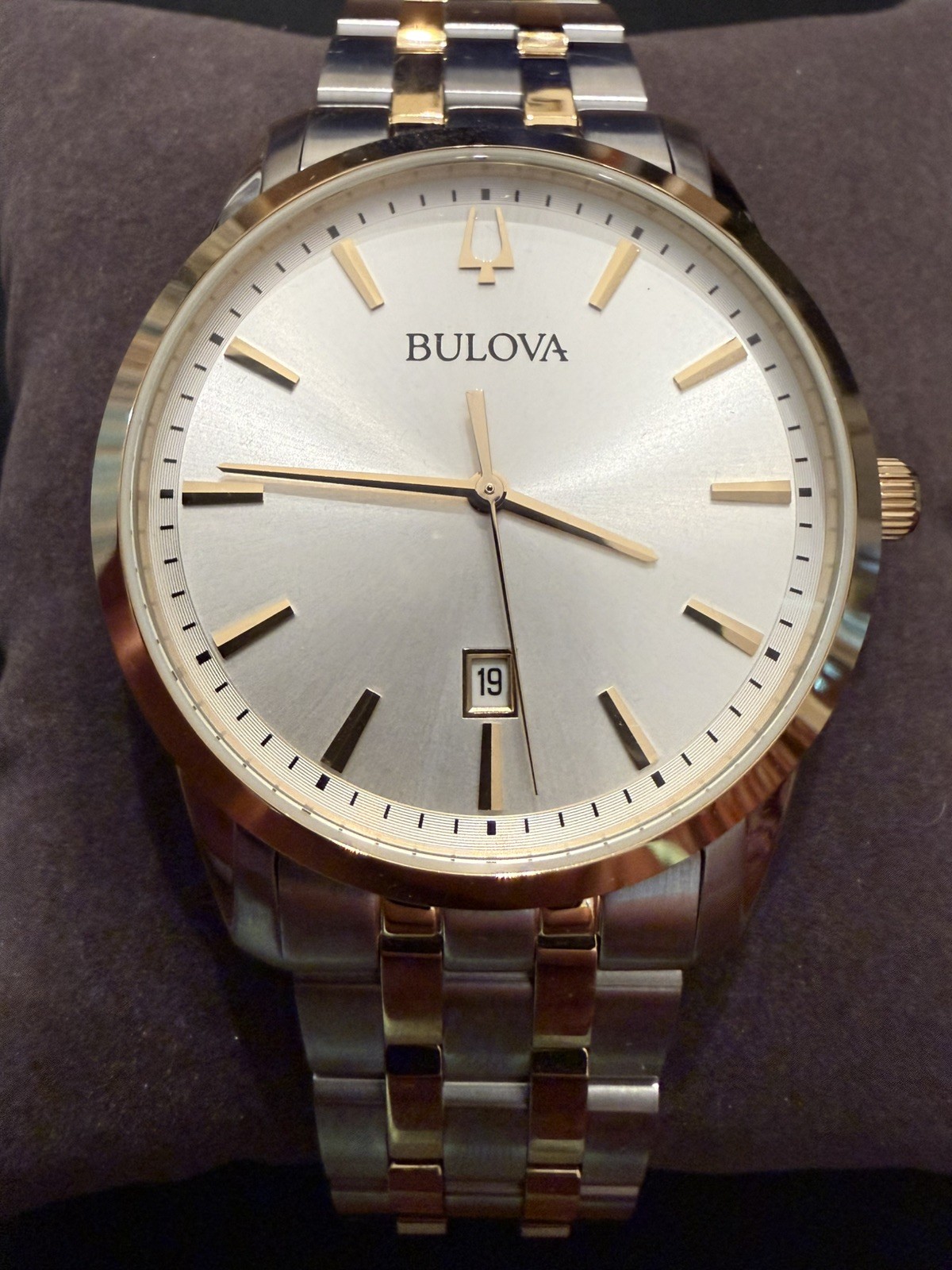 Great Looking Bulova Sutton Collection Men’s Gold & Silver Watch new, with Box!!