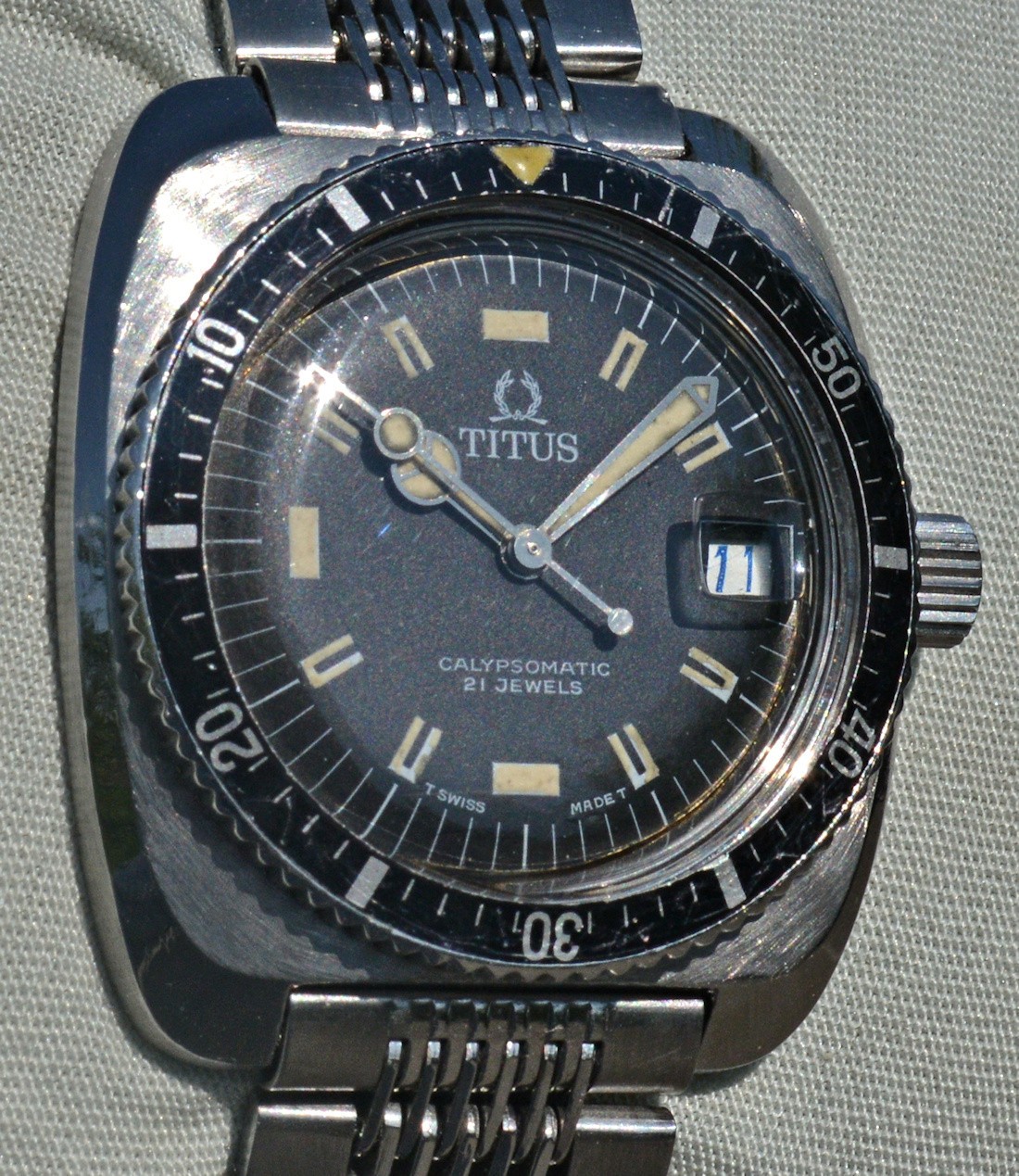 Titus Calypsomatic 8375 Diver Rare 1967-1970 Wrist Watch With Steel Bracelet