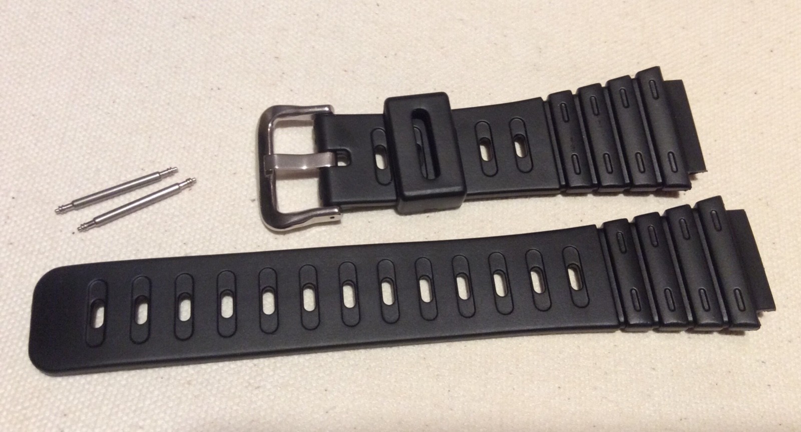Watch Band fits Casio DW200 DW220 DW210 DW240 DW260 DW270 + 2 Pins spring bar