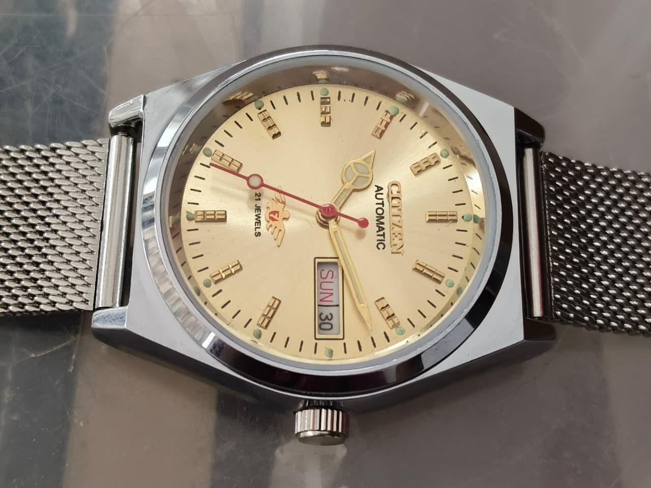 Automatic 8200 21Jewels Restored Dial Golden DayDate Mens Japan Watch Vintage 76