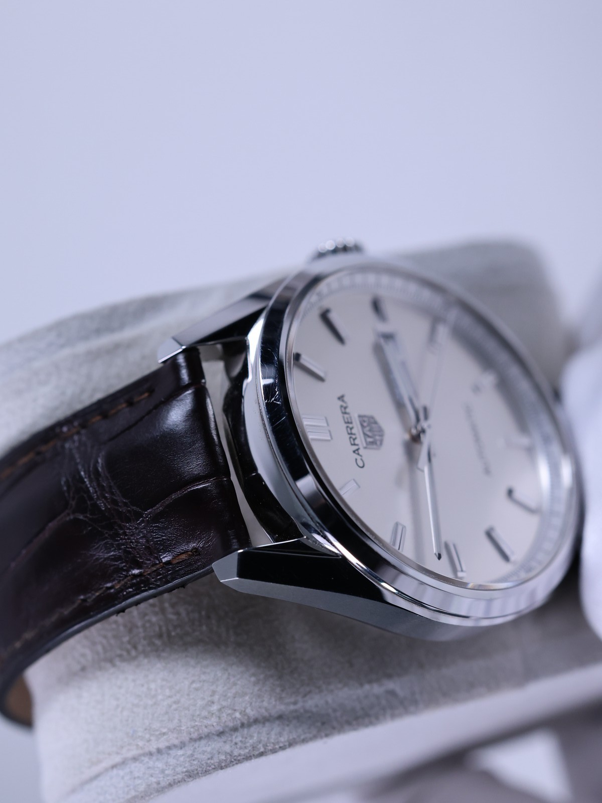 TAG Heuer Carrera Calibre 5 Day Date 41 WBN2011.FC6484 41mm Silver Dial Full Set