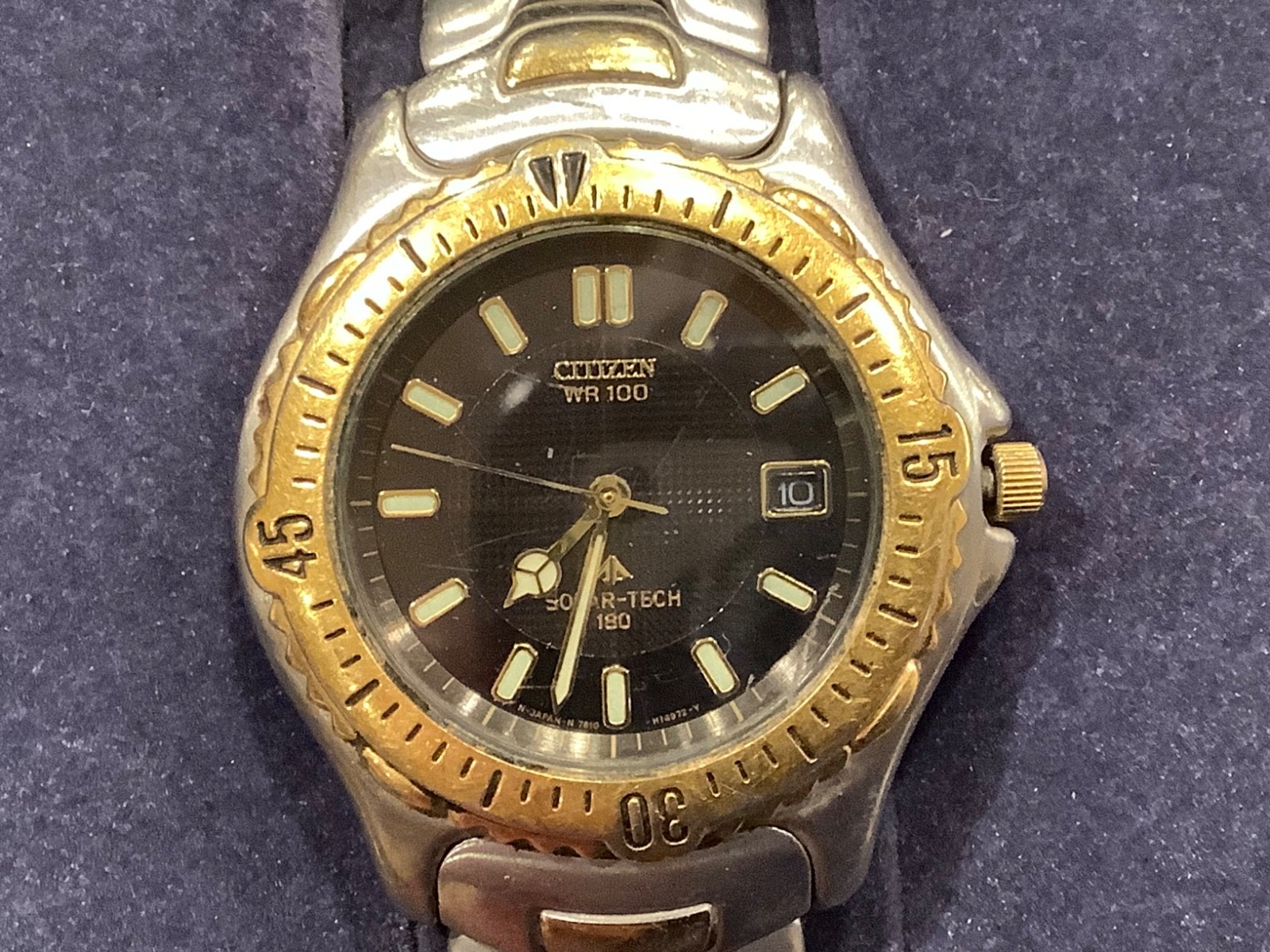 Vintage Citizen Solar-Tech 180 WR100 Two-Tone Men’s Watch Black Dial Box N-7810