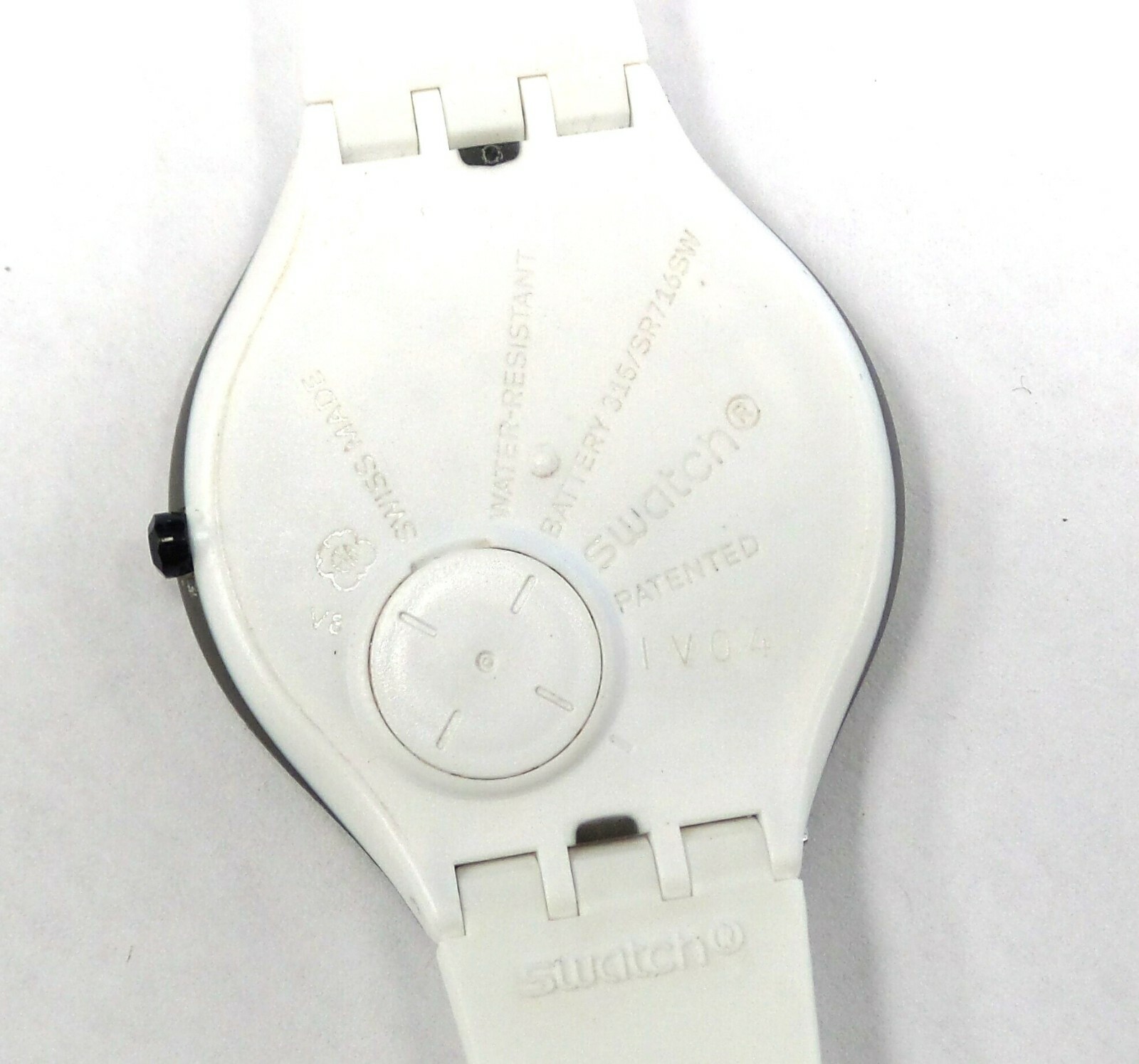 Swatch SVUM101 Skinclass White Dial Gray Plastic Case Silicone Rubber Band Watch