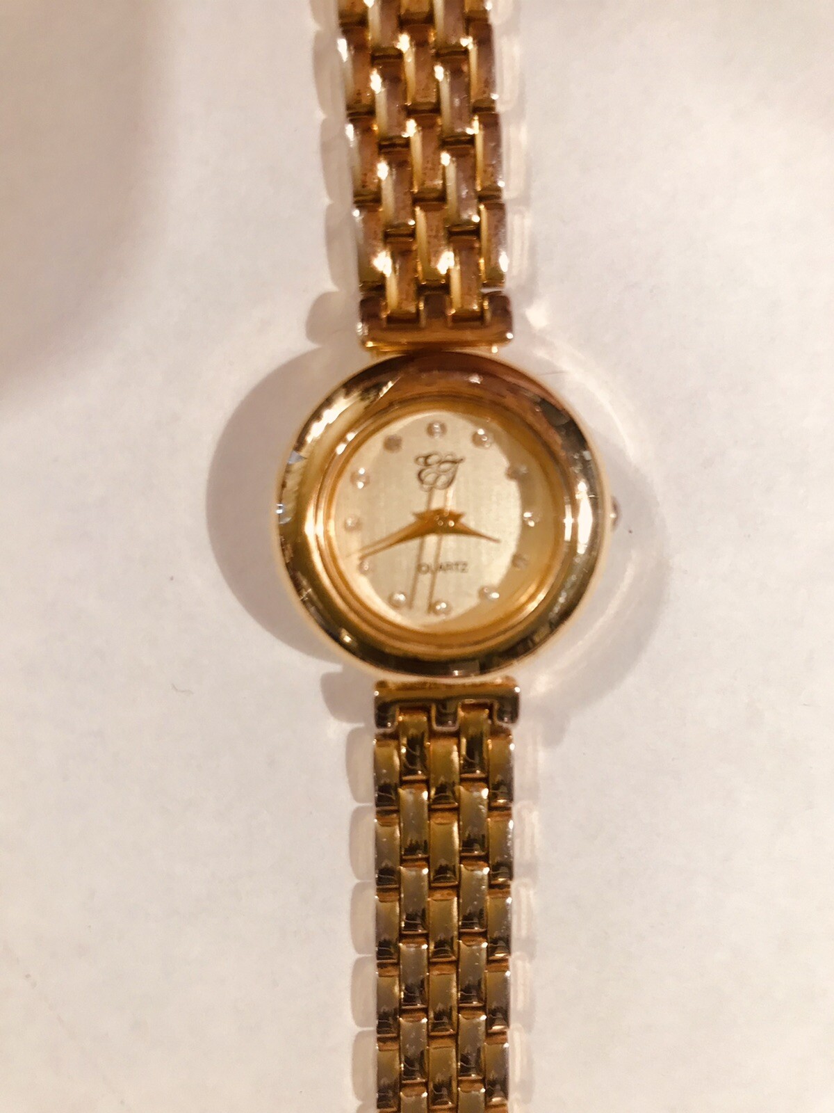 Ladies goldtone watch. E T Quartz, great condition! New Battery.