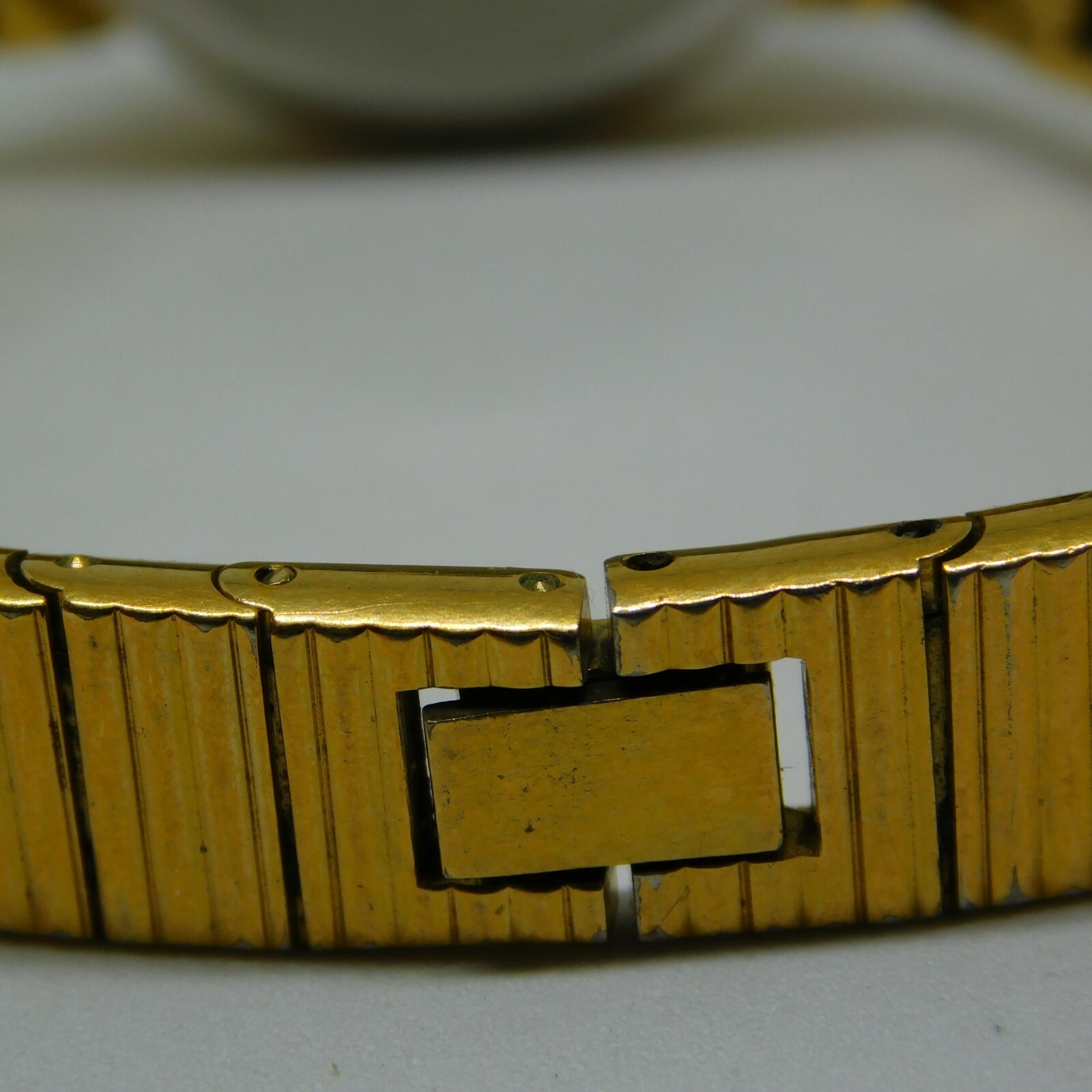 SANDOZ Swiss Made Gold Tone Wind-up Analog Women’s Watch Sz. 5 1/4″