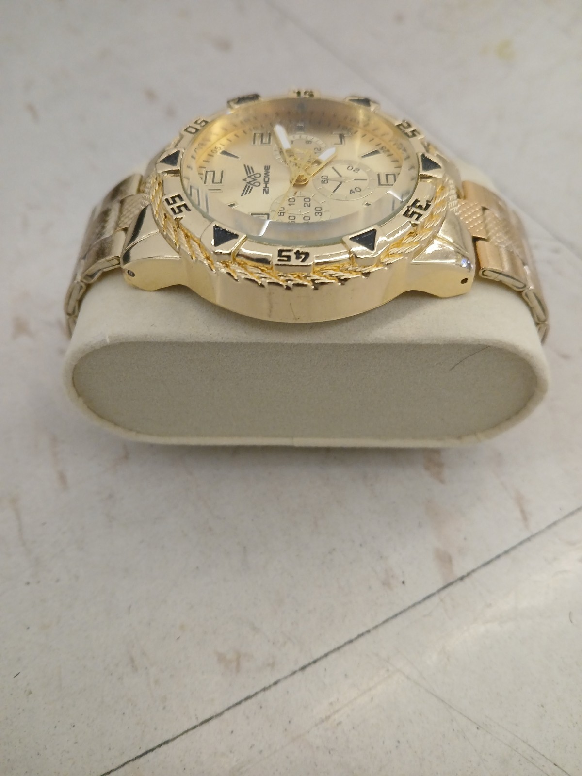 ZHOWE Quartz Chronograph Analog Gold Tone Wristwatch Metal Bracelet