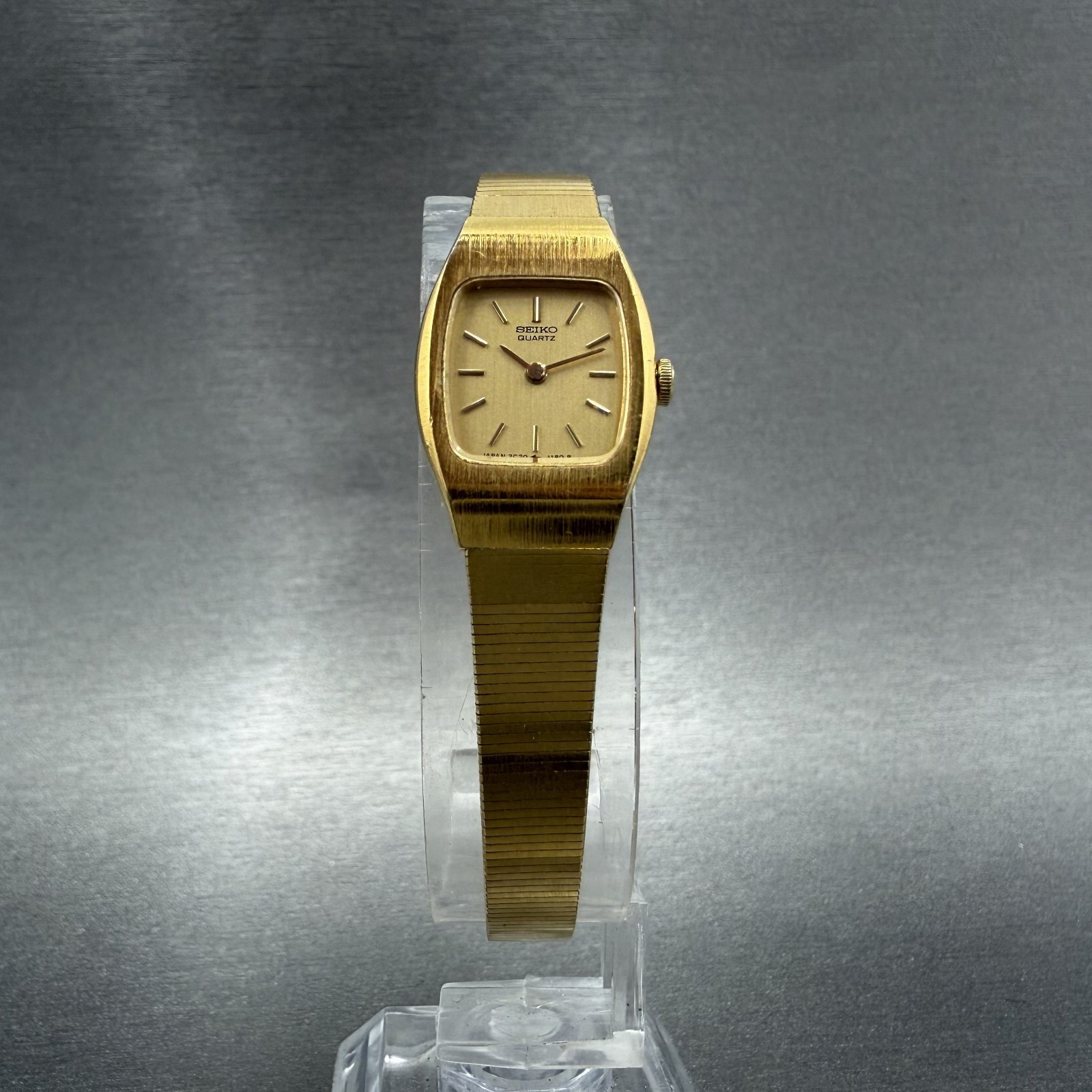Seiko Watch Women 16mm Gold Dial Gold Tone 2C20-5559 Tonneau VTG New Battery