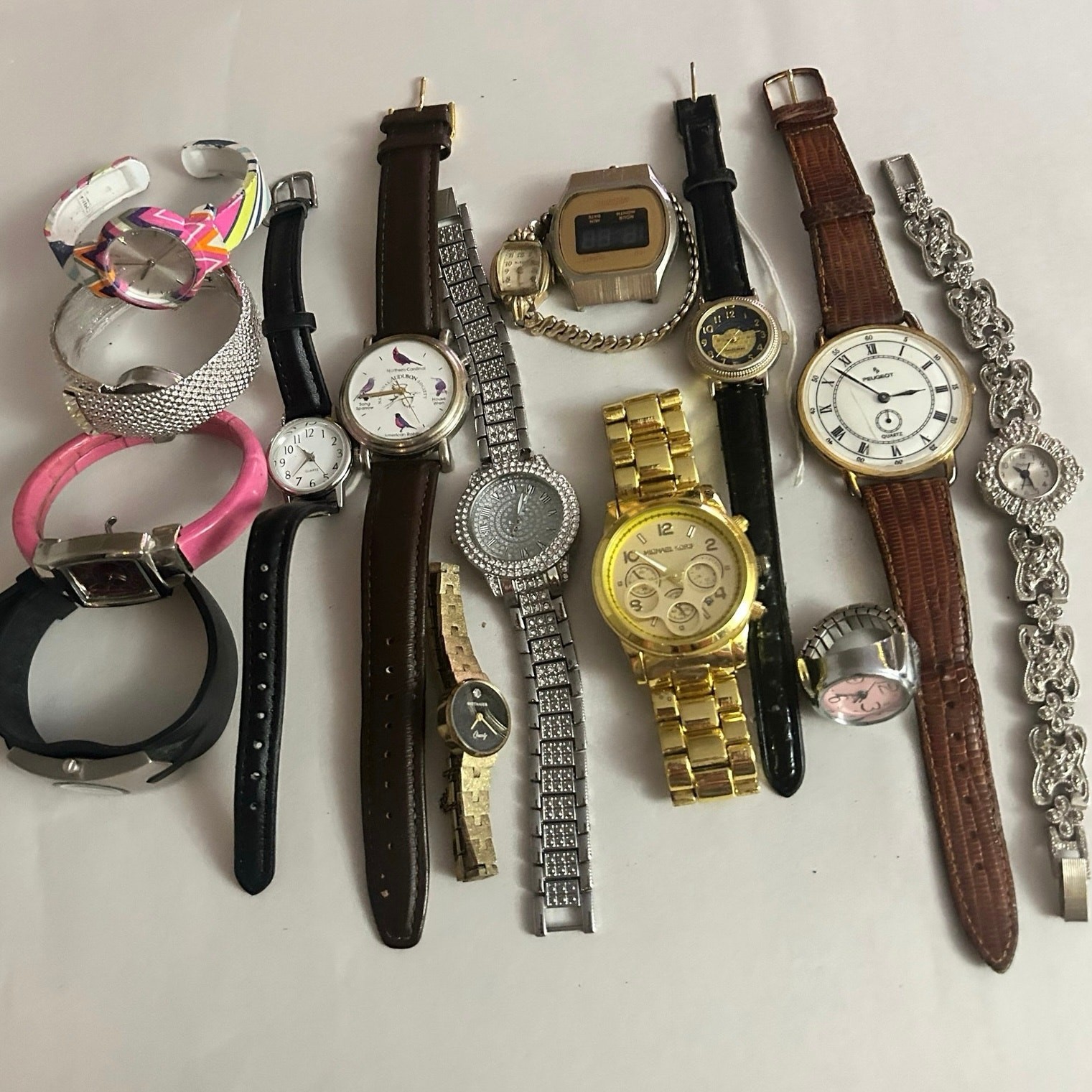 Assorted Watches Used Not Working For Parts Or Pieces lot 8