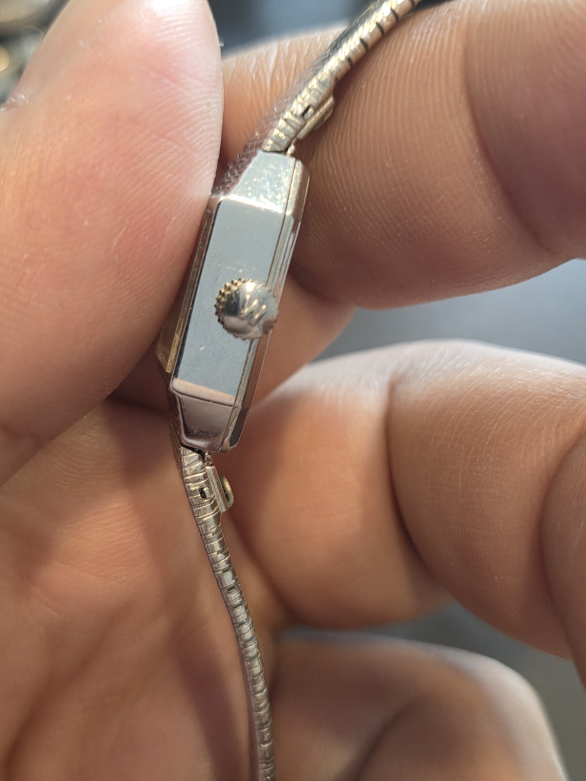 Vintage Waltham Watch Ladies 10mm Silver Tone Rectangle 17 Jewel Manual Wind AB