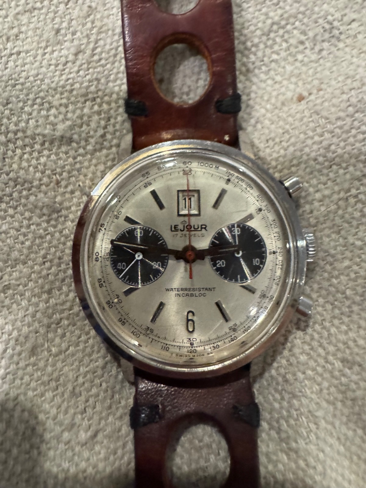 Le Jour vintage Panda Chronograph Date Valjoux