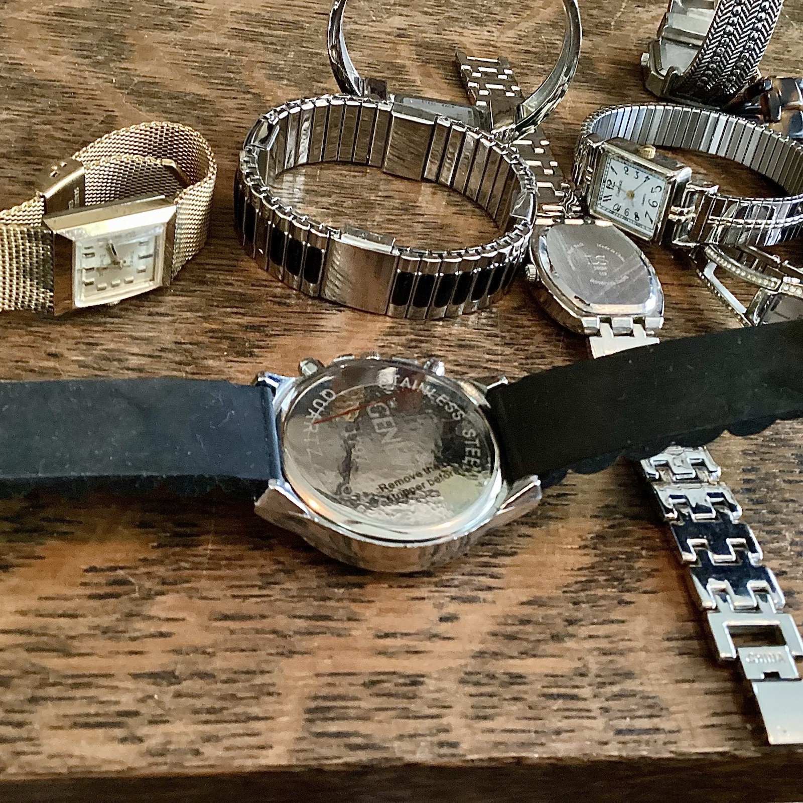 Wristwatch Lot Assorted Men Women Fashion Jewelry Quartz Bakelite Accent Wear