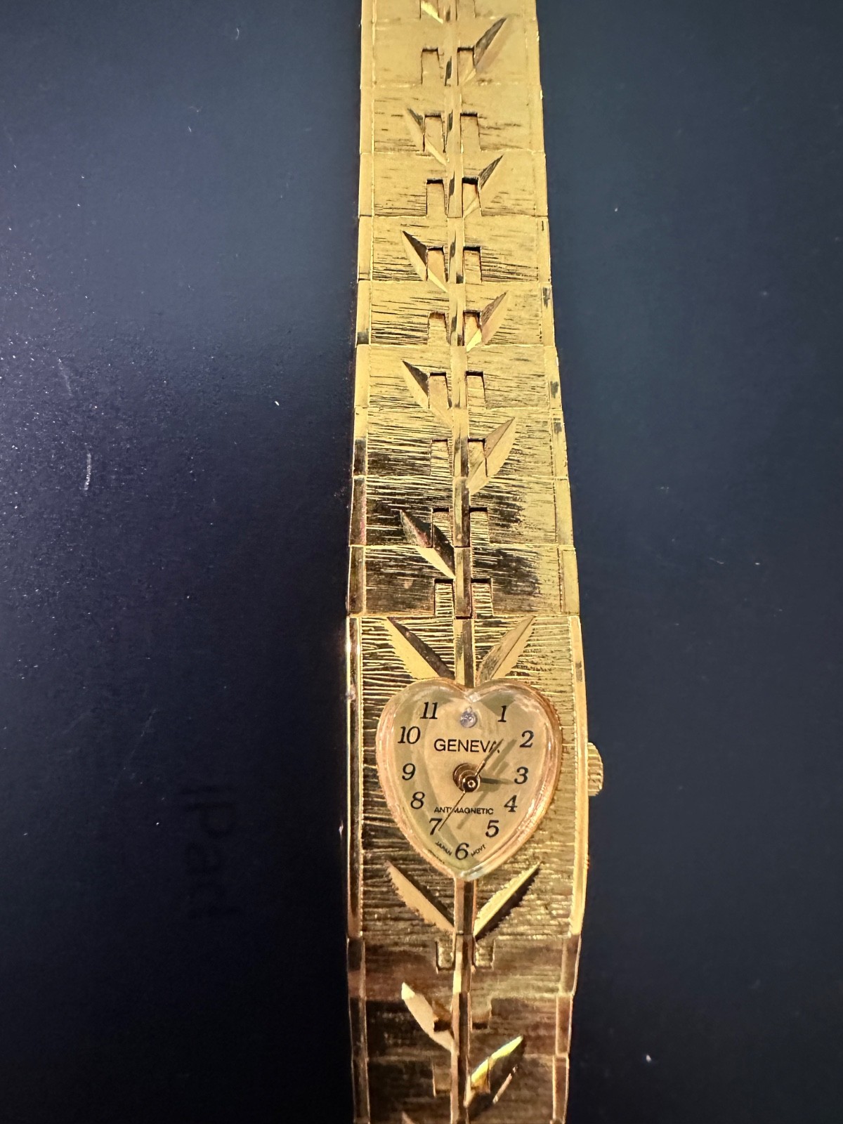 Geneva Antimagnetic Manual Watch Heart Shaped Bezel Brushed Gold Band Japan movt