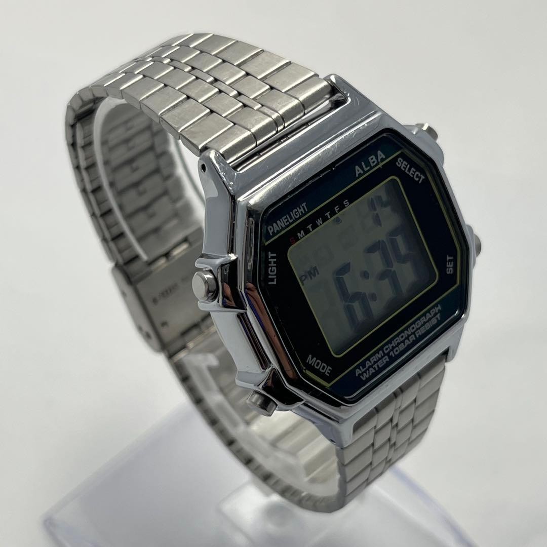 ALBA W136 4A20 Digital Silver Square Y2K 10BAR Men’s Watch Auth