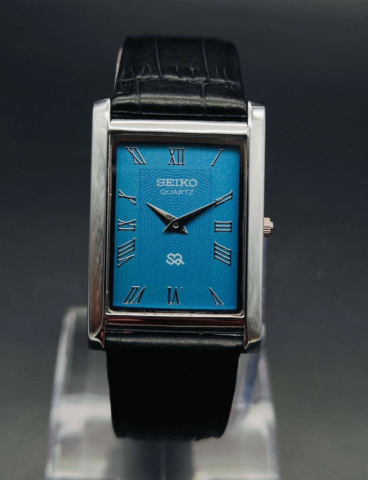 Rare Vintage Seiko Slim Quartz Men’s Wrist Watch
