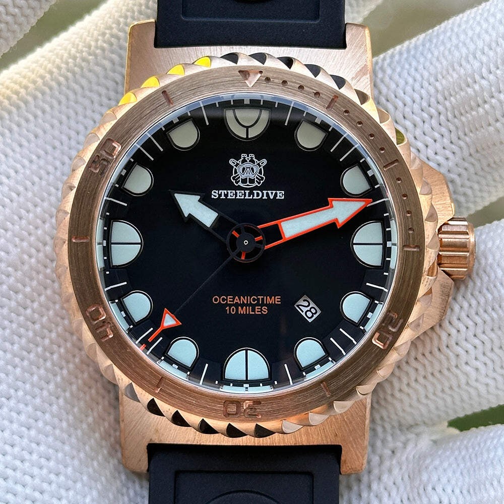 STEELDIVE SD1982S — 46.5mm Oversize Thick CuSn8 Solid Bronze NH35 Dive Watch