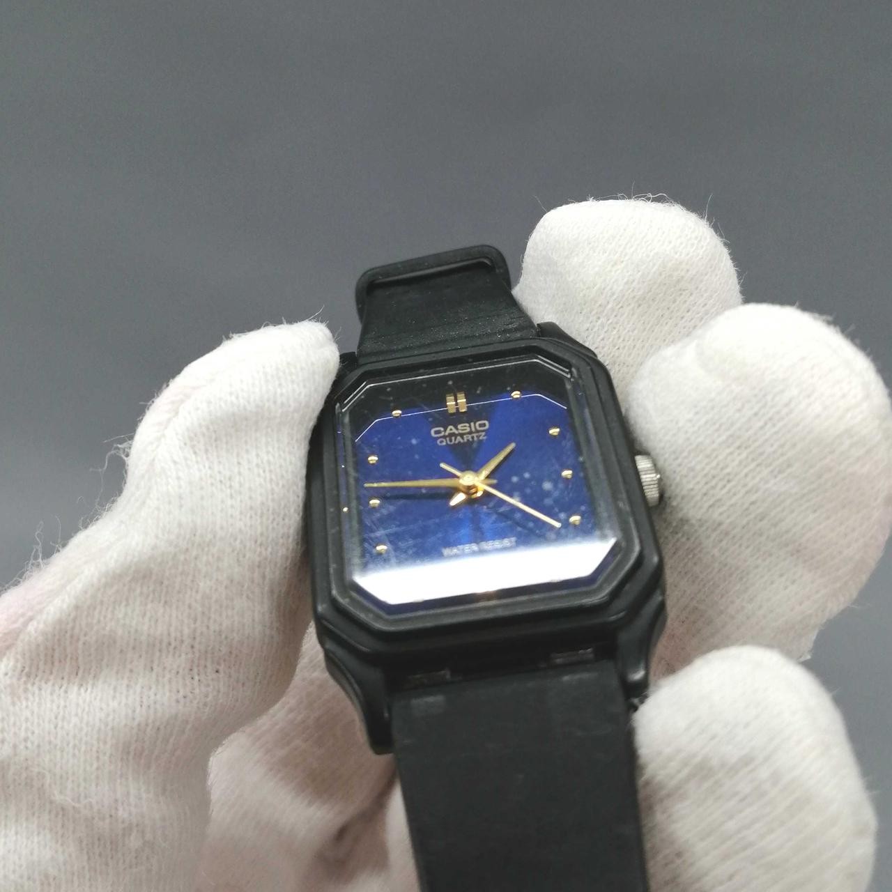 CASIO LQ-142 Watch