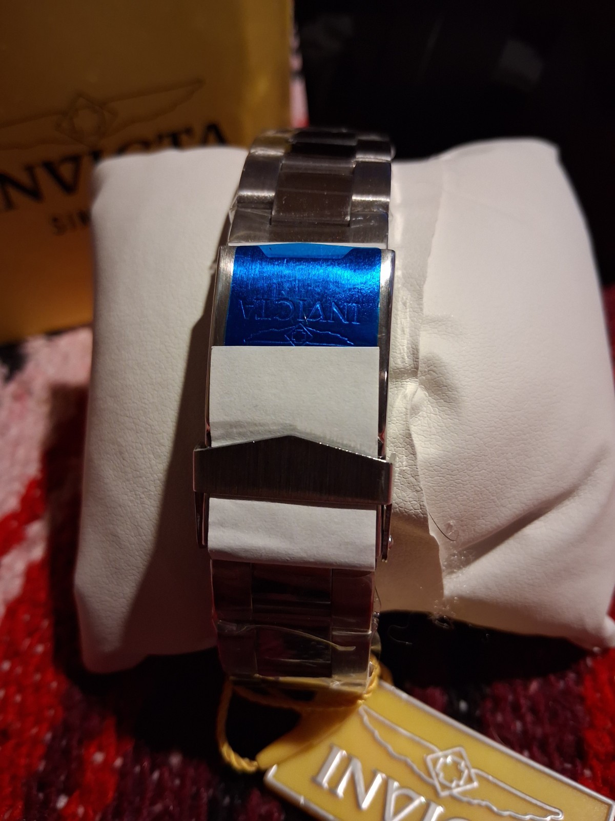 Invicta Pro Diver Men’s Quartz Watch Black Dial SS Bracelet 50m w/Box