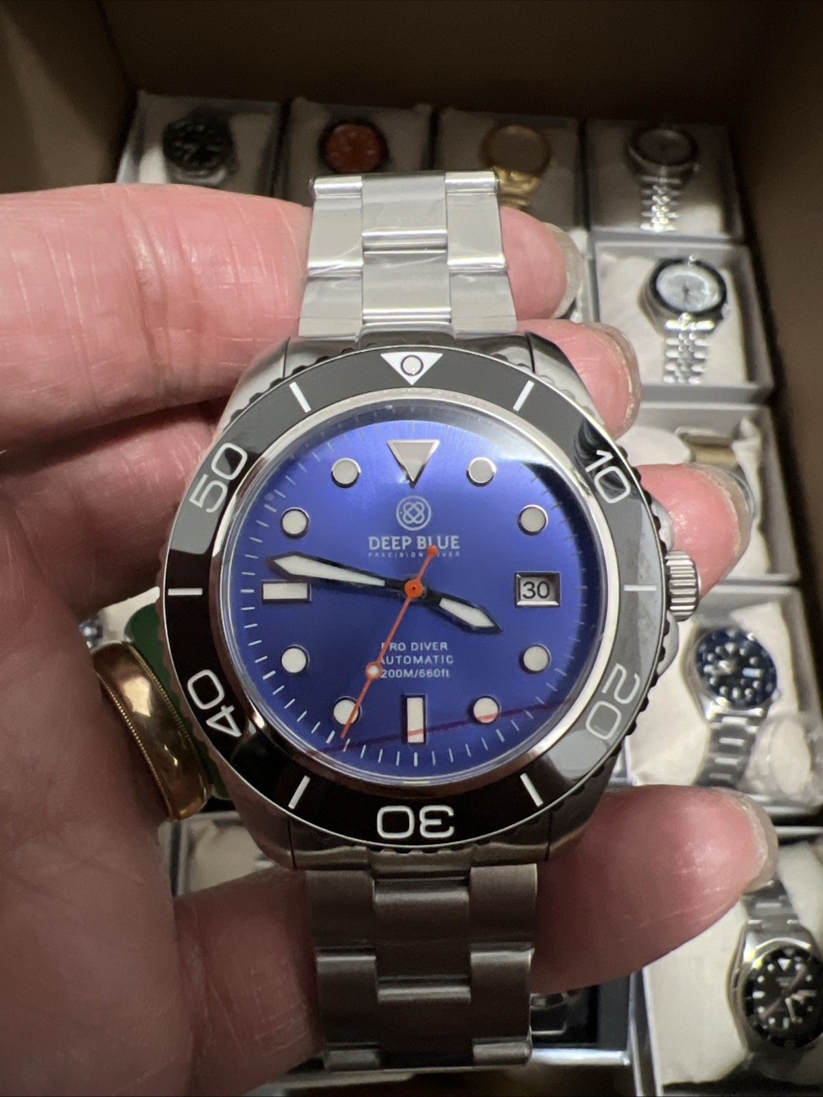 Authentic🔥PRO DIVER 200 LAVENDER DIAL🔥42.5MM AUTOMATIC❤️DIVE WATCH🎁BNS🙏