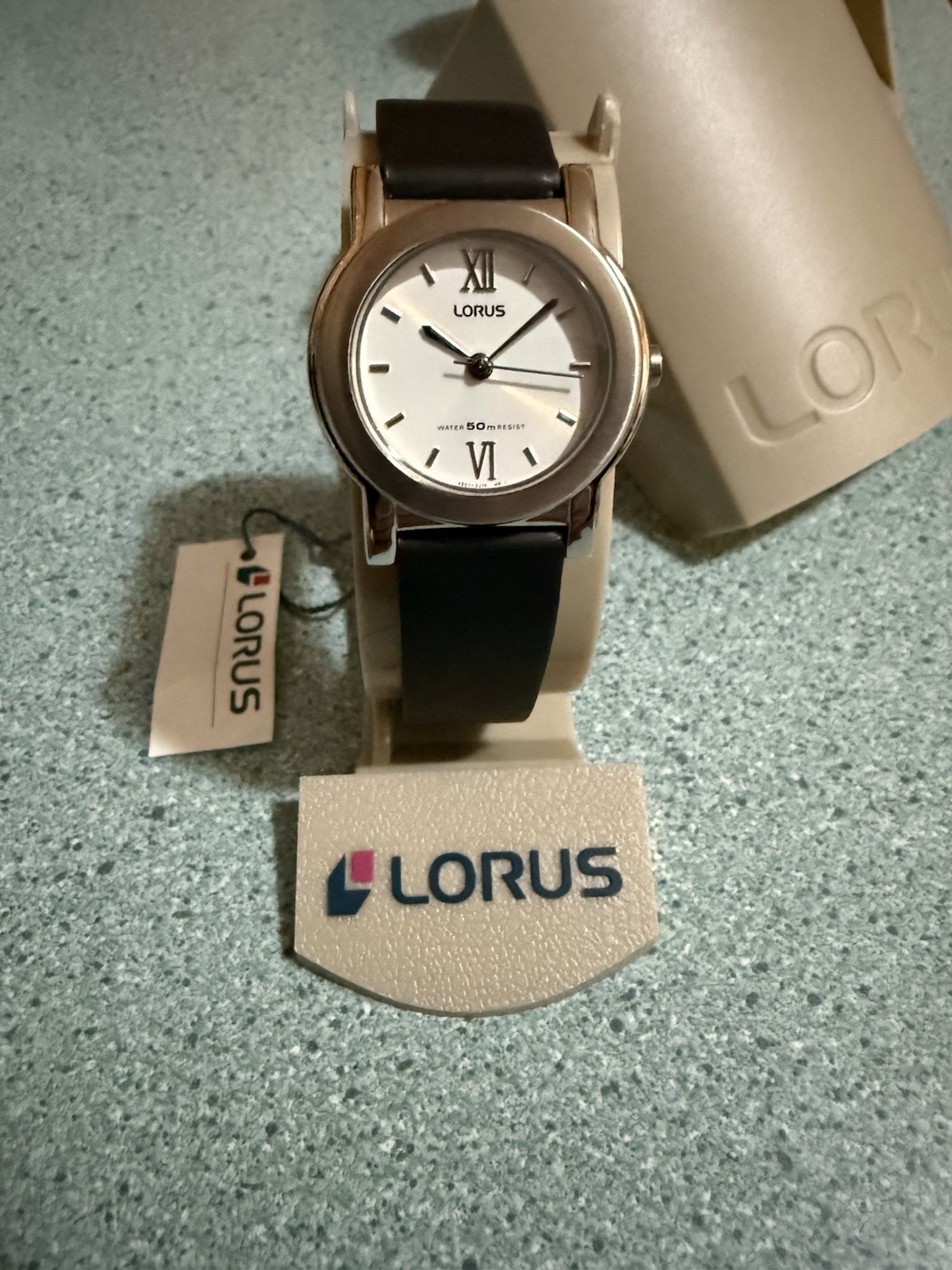 Brand New Women’s Lorus Watch Ivory Face Black Buckle Strap Band With Box