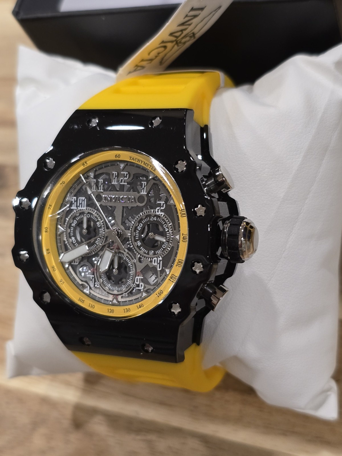 Invicta Racing Vaulthan Men’s Watch – 44mm, Yellow 69670 New!!