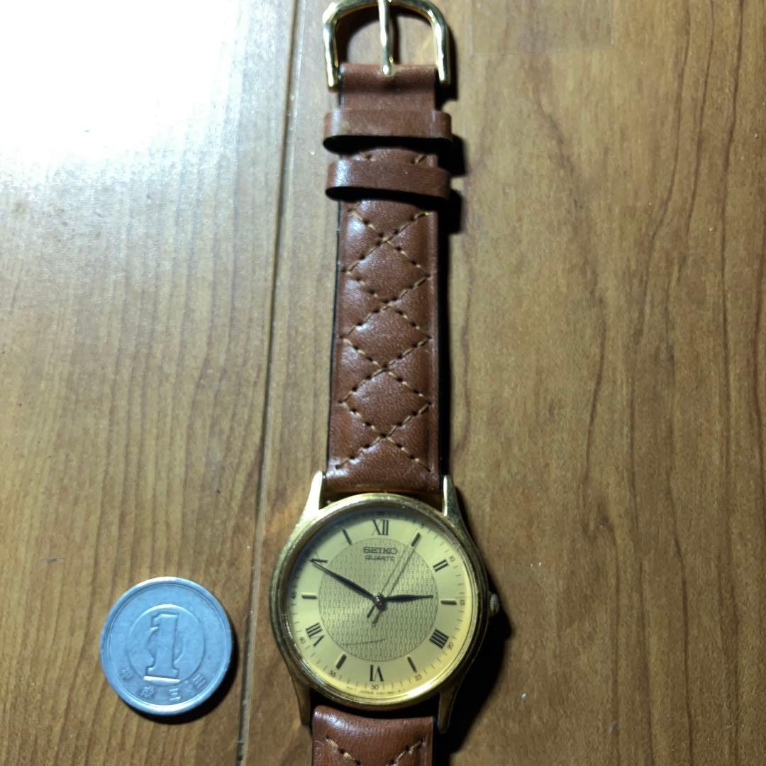 Seiko gold Roman numerals