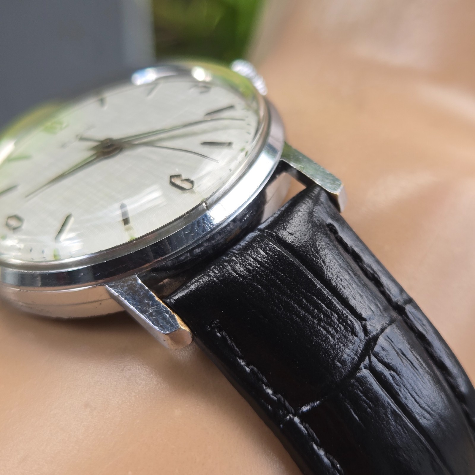 Vintage ELGIN men’s manual wind watch Linen dial Germany 1960s