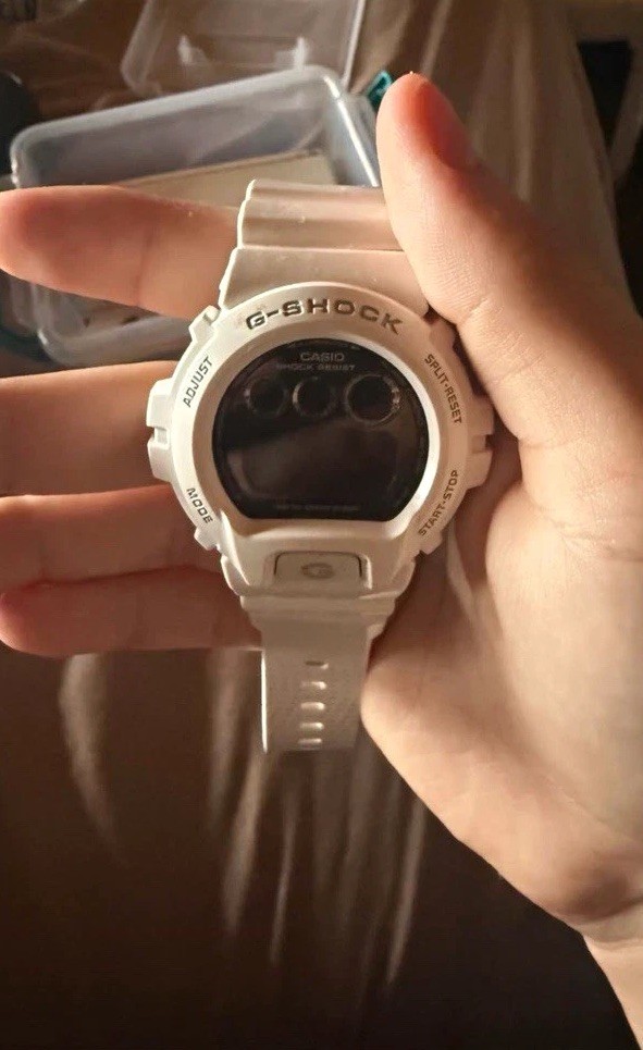 Casio G-Shock DW-6900NB-7 3230 Matte White Digital Men’s Watch Rare