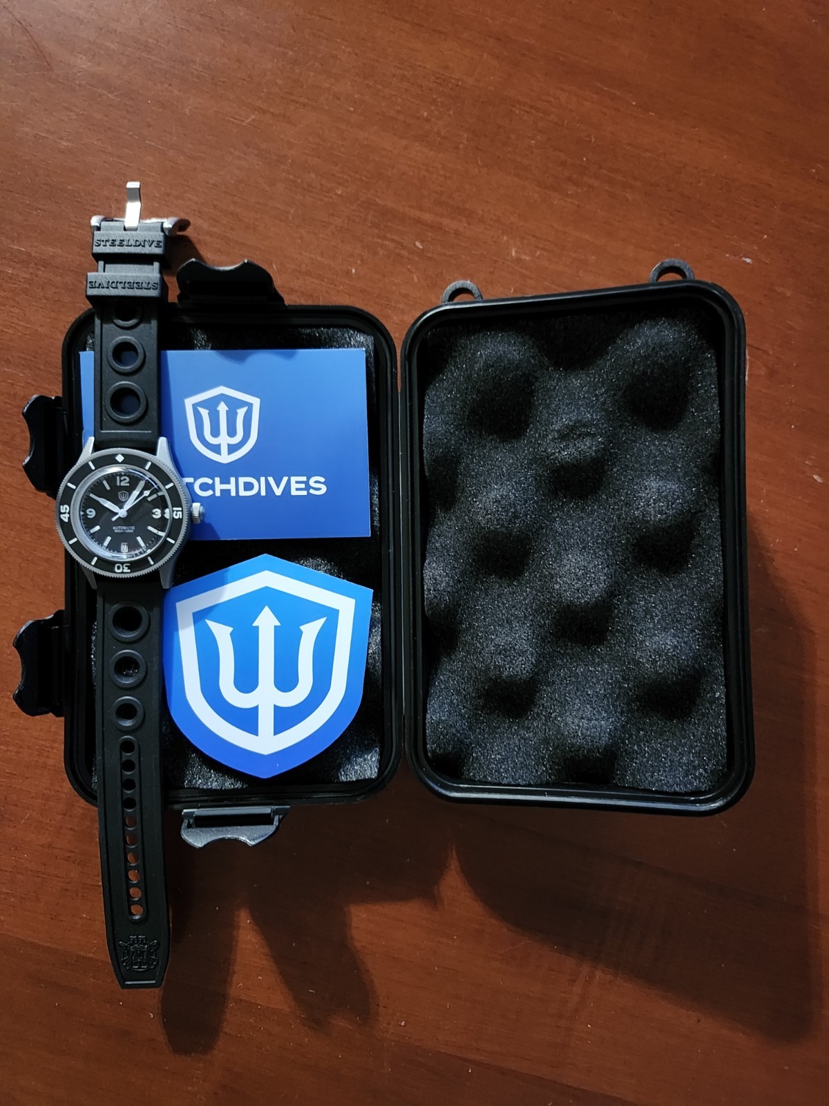 Watchdives Automatic Diver Watch 300m 40mm Black Dial Date Black Rubber Strap