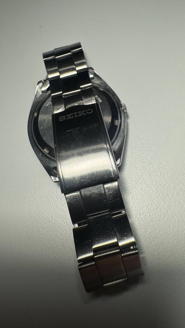 Vintage Seiko 5 7S26-0060 White Dial Automatic 37mm Watch Japan