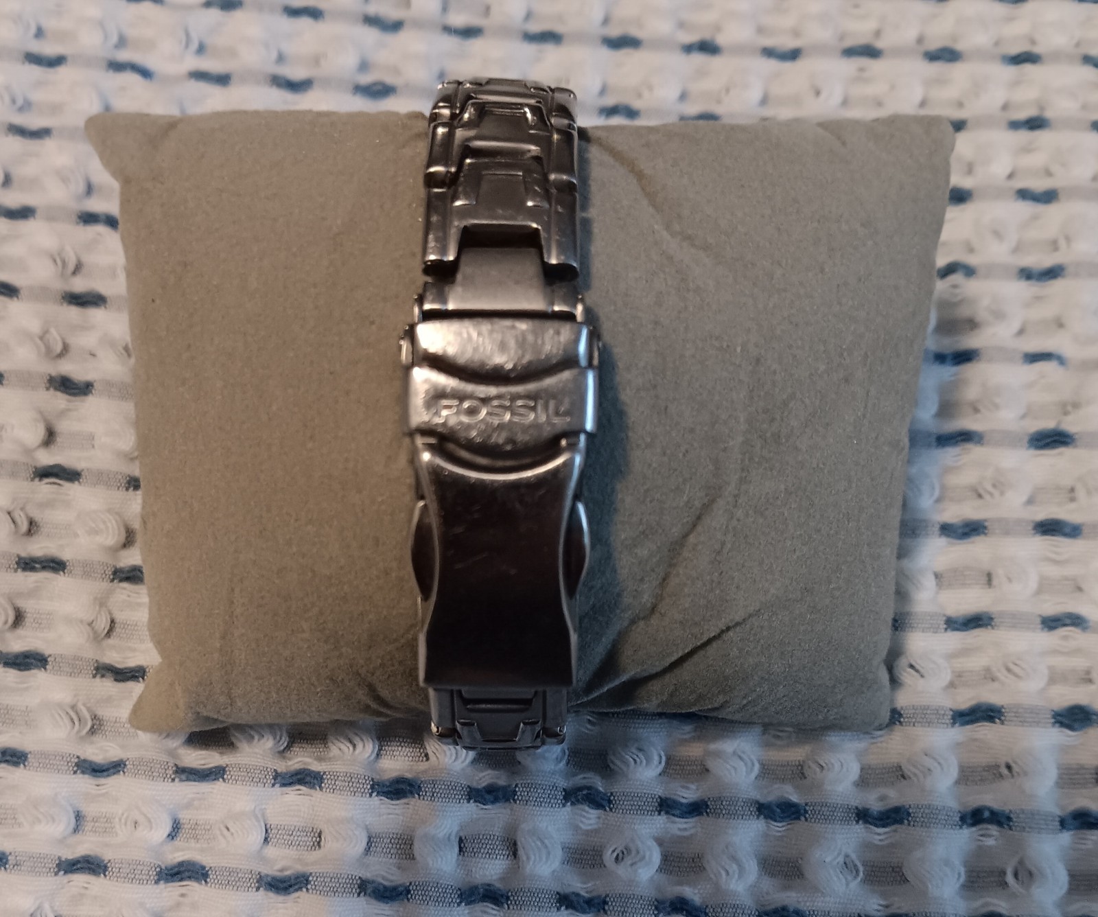 Fossil Women’s Stainless Steel Watch AM3573 ~ Pre-owned, Needs Battery