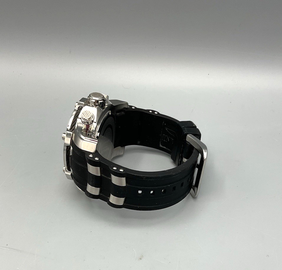 Invicta Bolt Chronograph Men’s Watch (26764) *Pre-Owned* Free Shipping