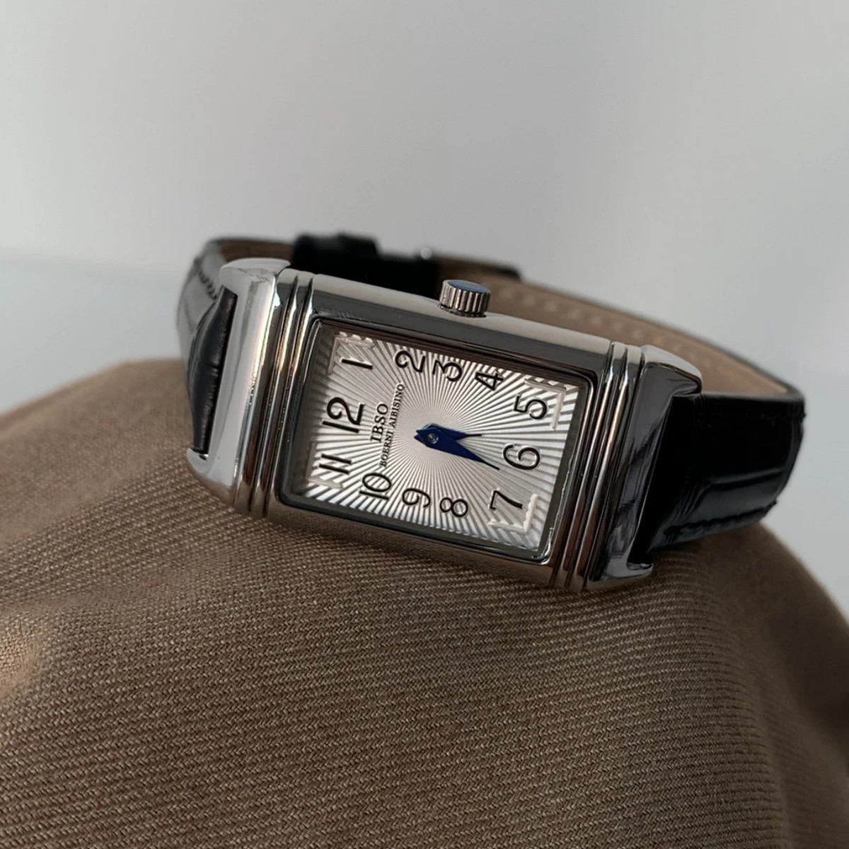 New style Slide Design 21mmRetro Reverso Style Square Leather Quartz Watch