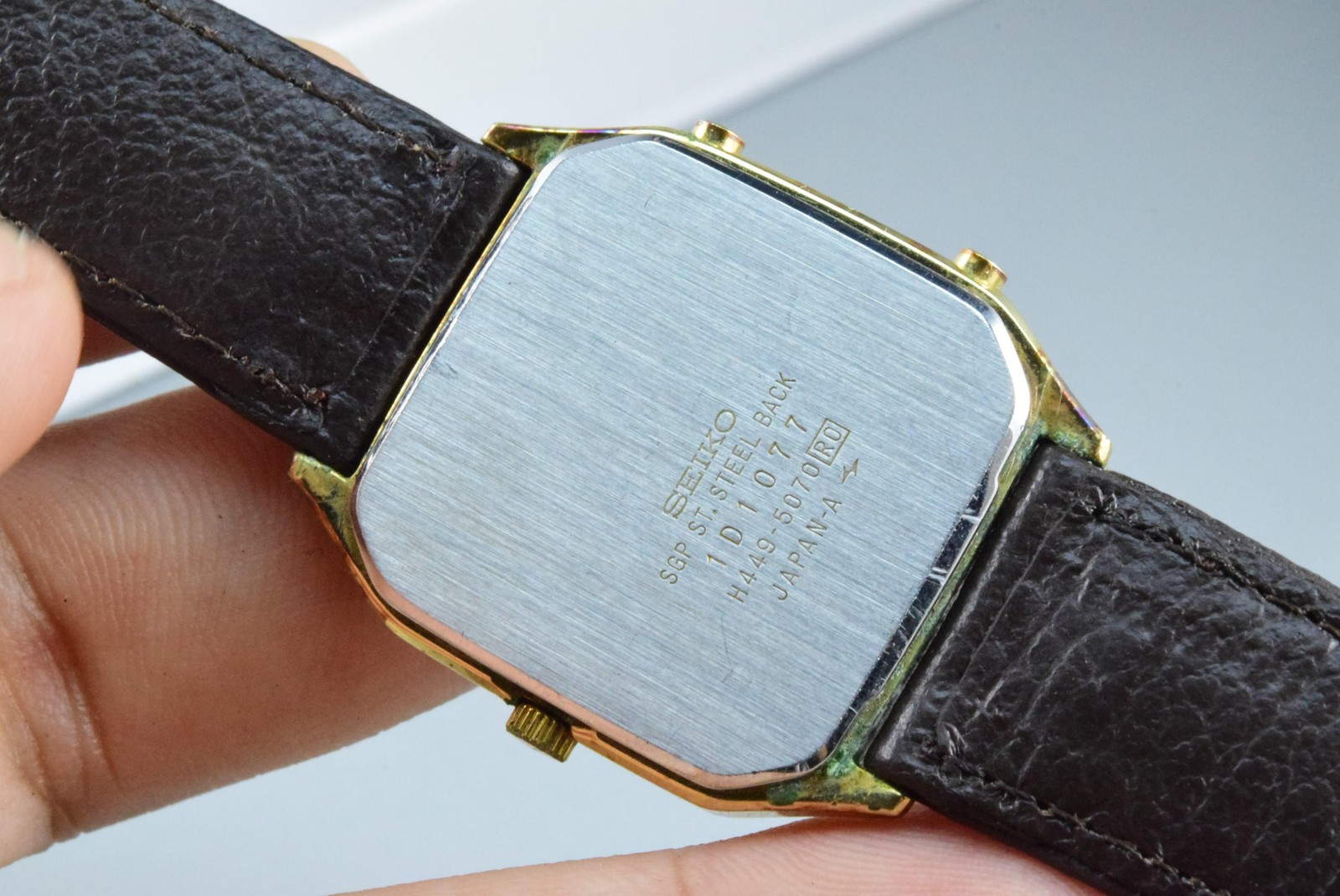 Vintage watch Seiko Gold Plate H449-5070 LCD DIGITAL Men Quartz Octagonal 31mm
