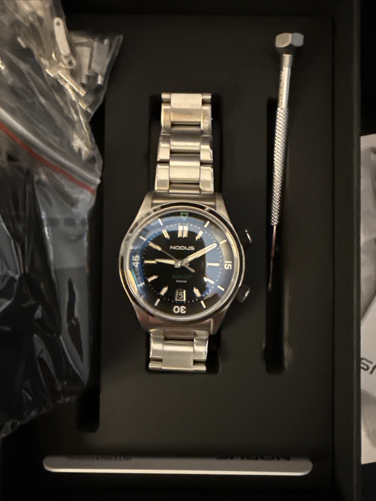 Nodus Duality II – Chasm Black 40mm Date, Box & Papers