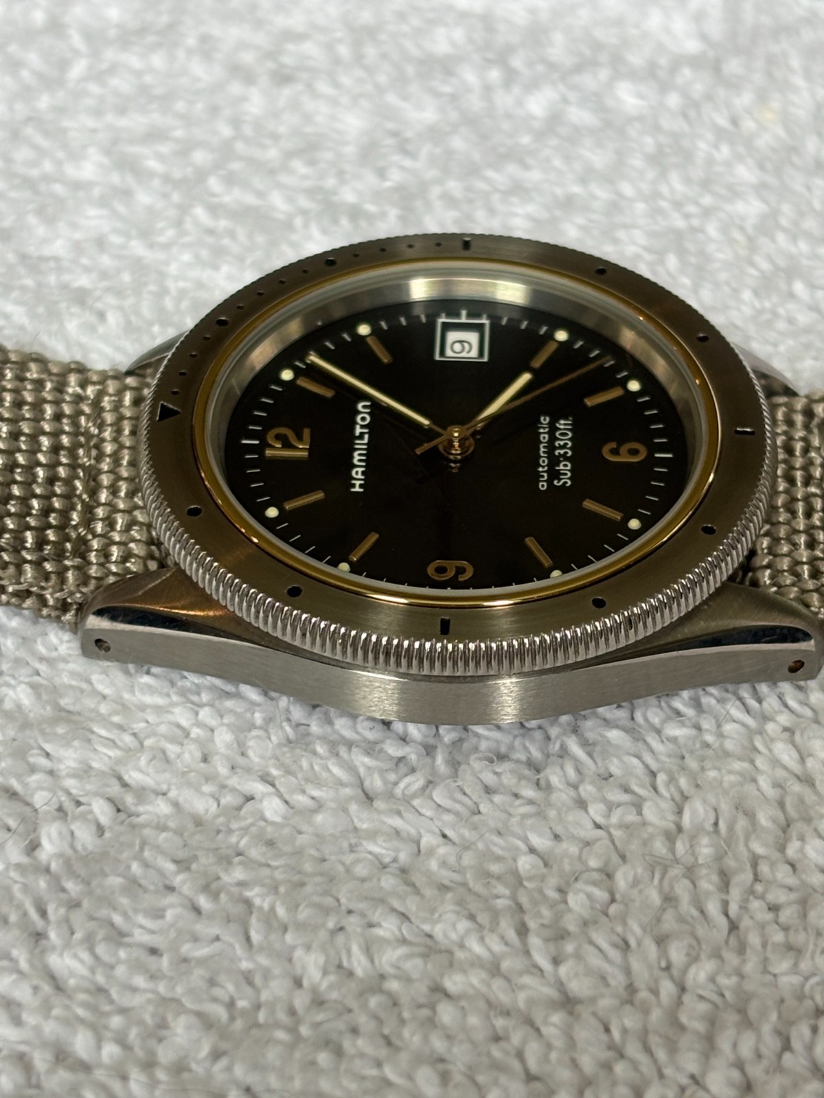Hamilton Automatic Sub 330ft watch ref 9858