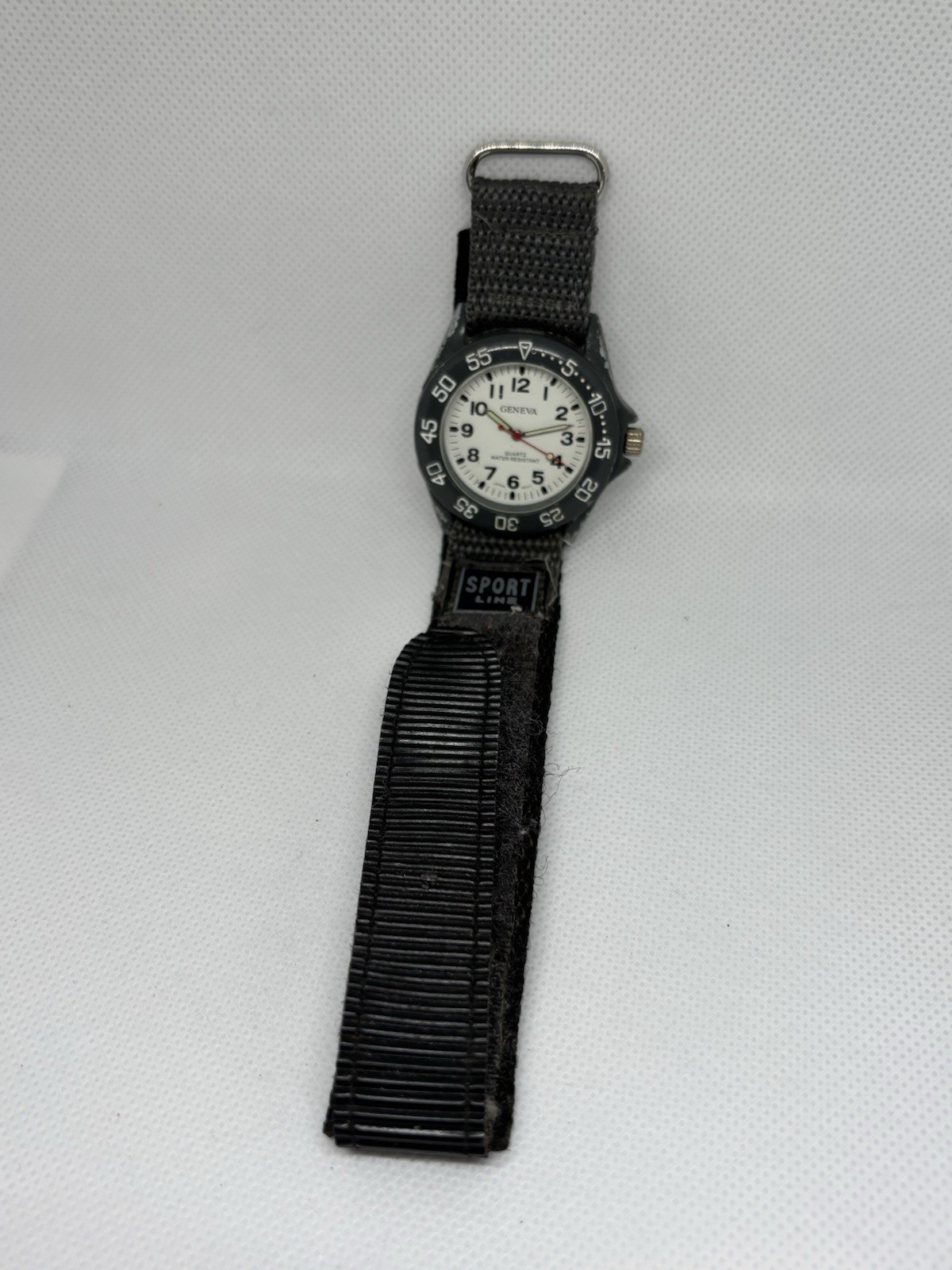 Vintage Geneva Quartz Sport Line Gray Watch Nylon Strap Untested AS IS