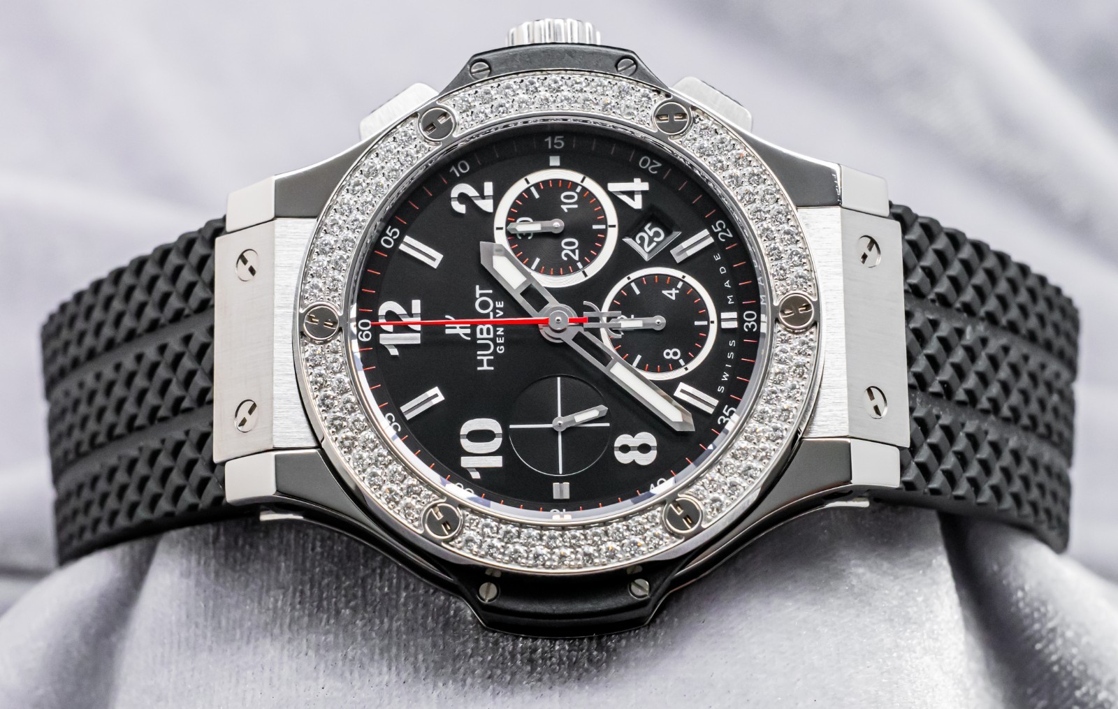 Hublot Big Bang 44 Original Diamond $20K MSRP FACTORY-SET 301.SX.130.RX.114