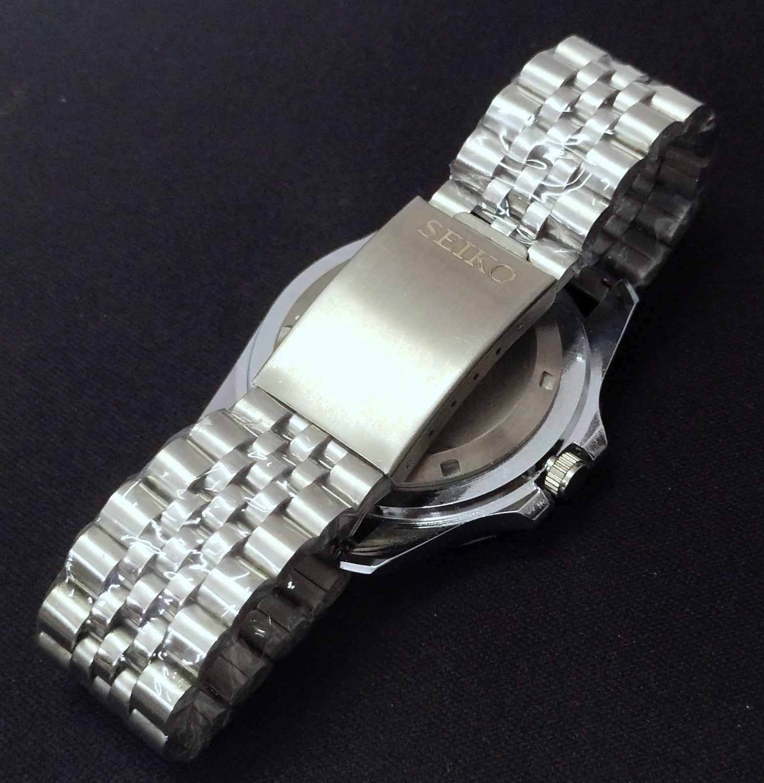 Vintage Seiko 5 Automatic Watch for Men Black Dial Working Perfectly