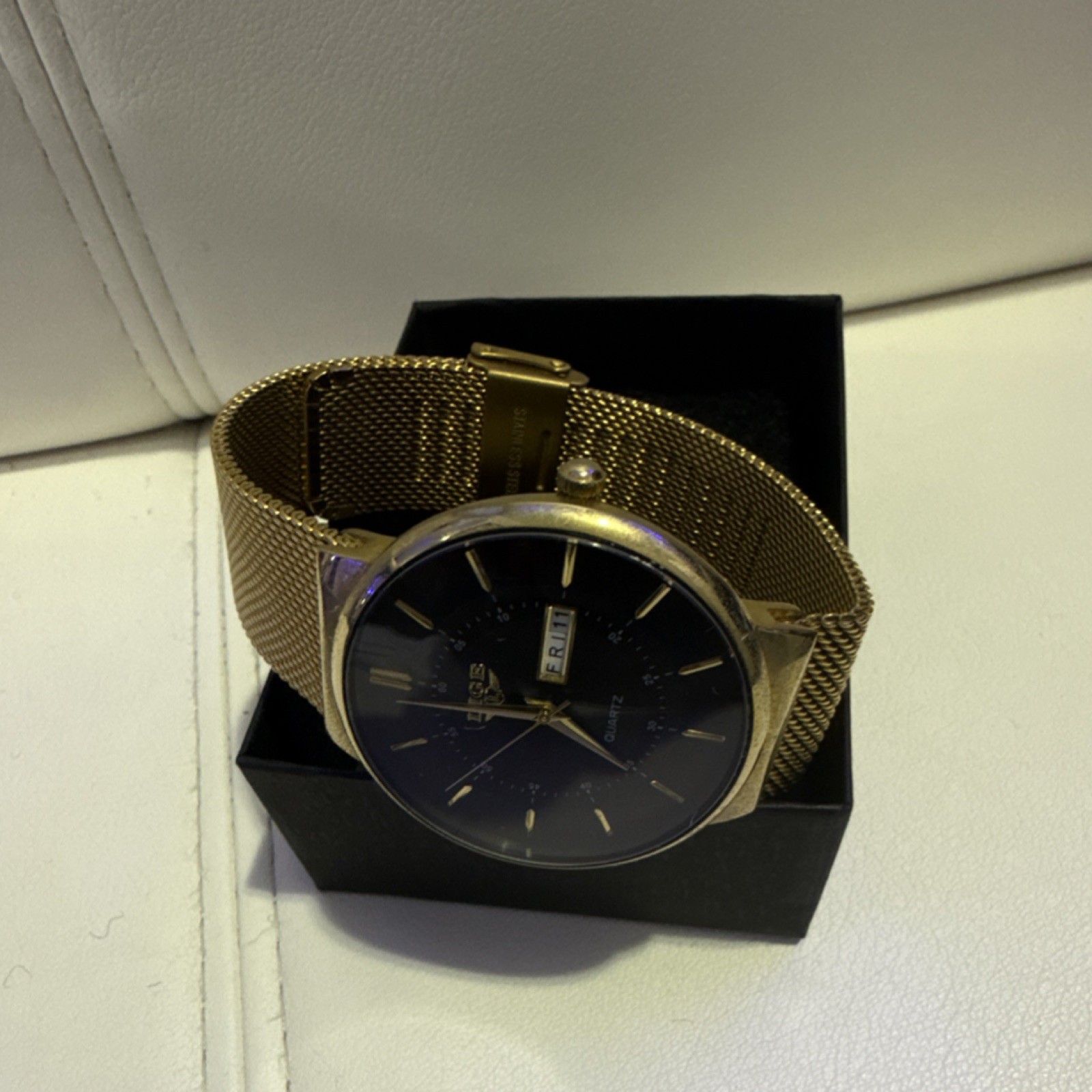 LIGE Men’s Quartz Wristwatch Gold Mesh Band Black Dial Day/Date Baton Indexes