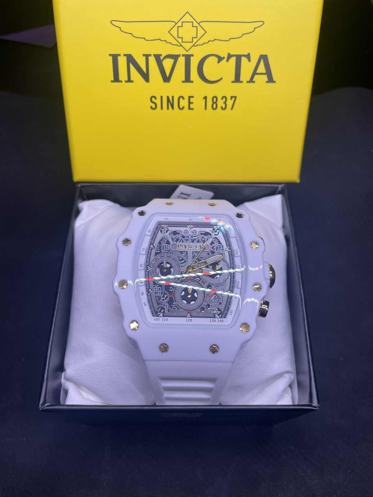 Invicta Racing Hot White Nitro Gen Men’s Watch 43mm 69700 3 Year Warranty w/Box