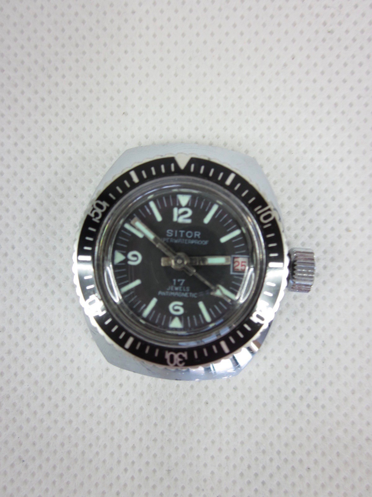 VINTAGE SITOR DIVER SUB 60M MECHANICAL MANUAL WOMEN’S WRISTWATCH 27MM