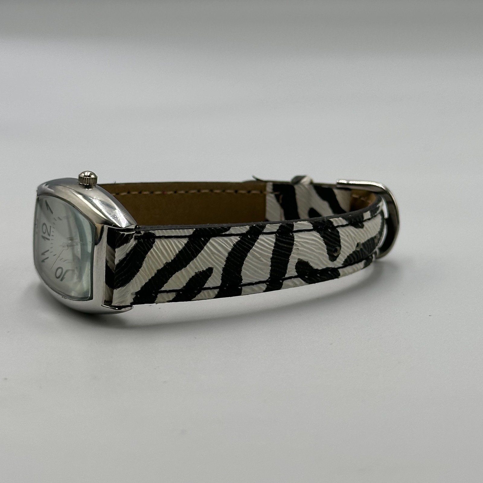 Zebra Watch Women Animal Print Black White Faux Leather Band New Battery 8”