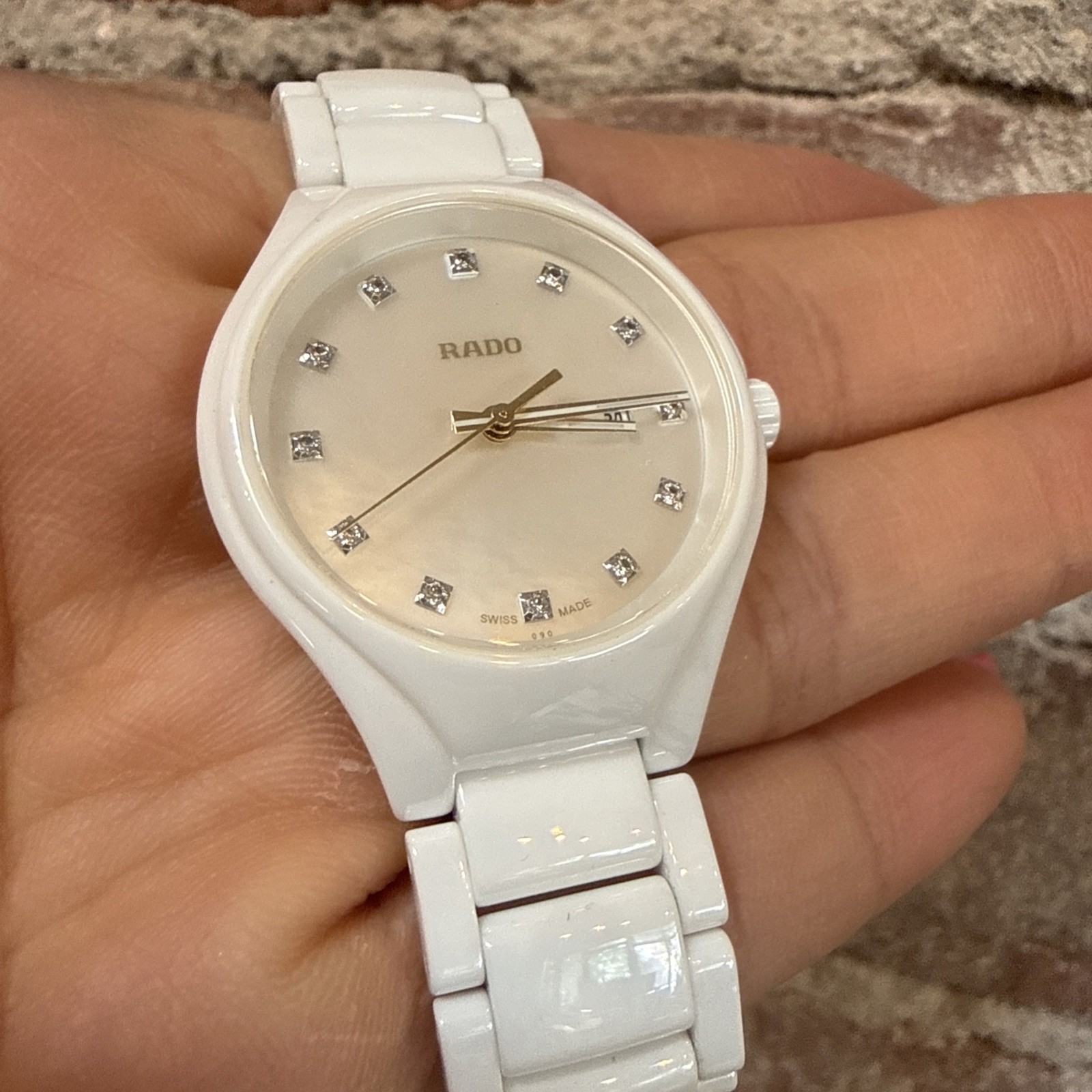 RADO True R27061902 White Ceramic Quartz Women’s Preowned missing links