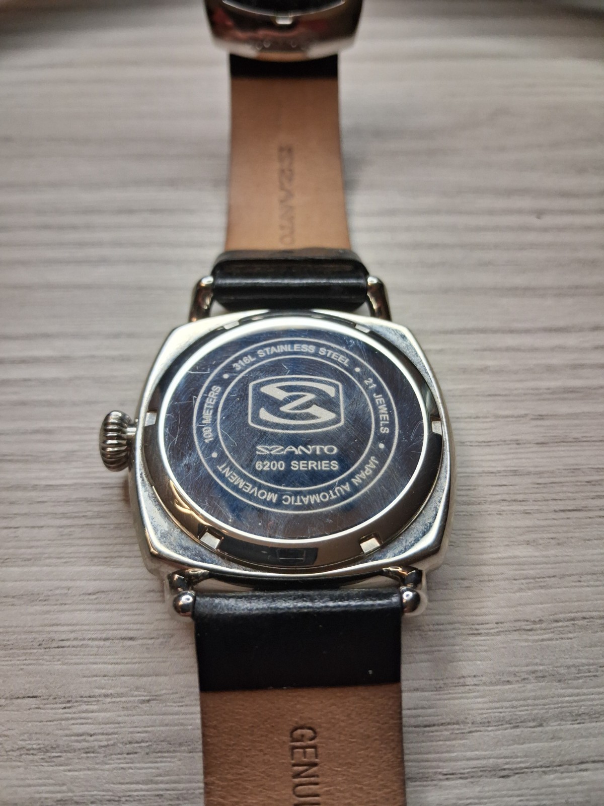 Szanto 6200 Series Automatic Men’s Watch 316L SS Black Dial Leather Box 100M