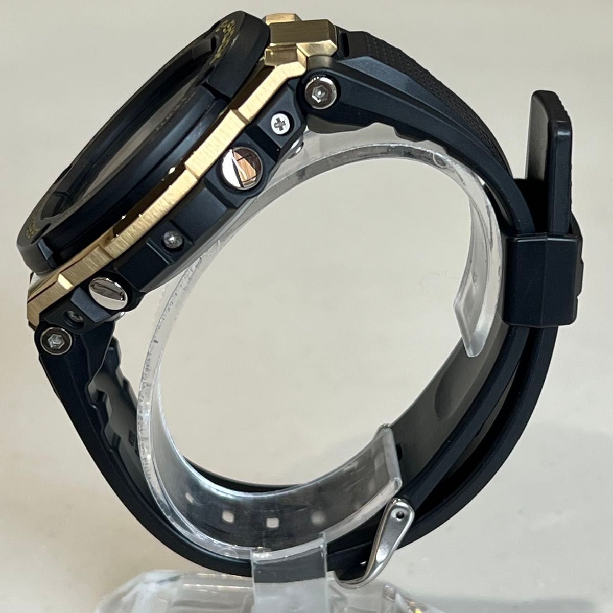 Excellent condition CASIO G SHOCK GST W100G Radio Solar Men s Watch G STEEL