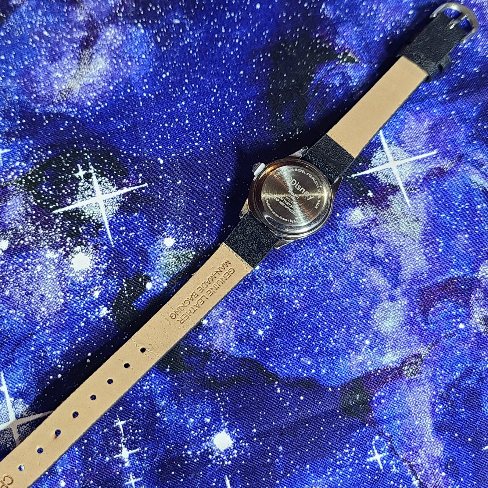 Vintage Disney by MZB Mickey Mouse Watch Moving Hands 90s Ready To Wear / Video