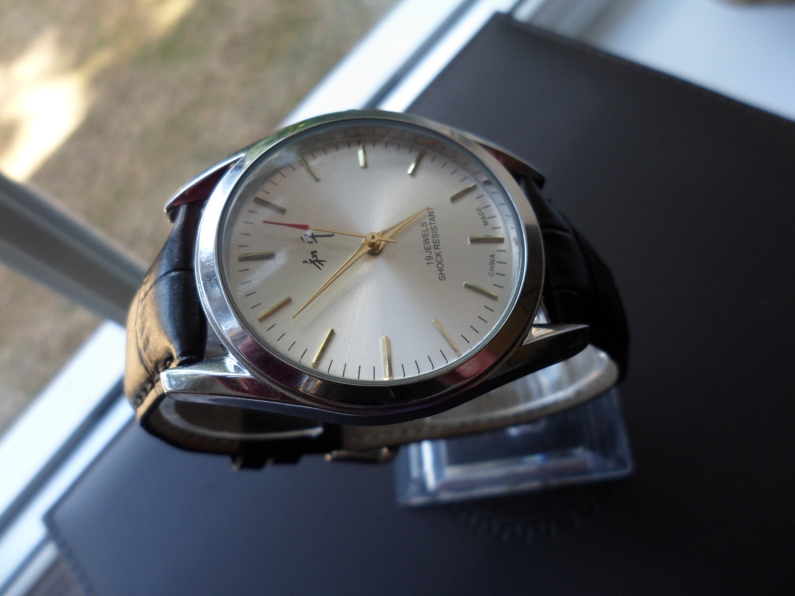 SHANGHAI ORIGINAL PEACE WATCH. HAND WIND 38mm,LOVELY DIAL.