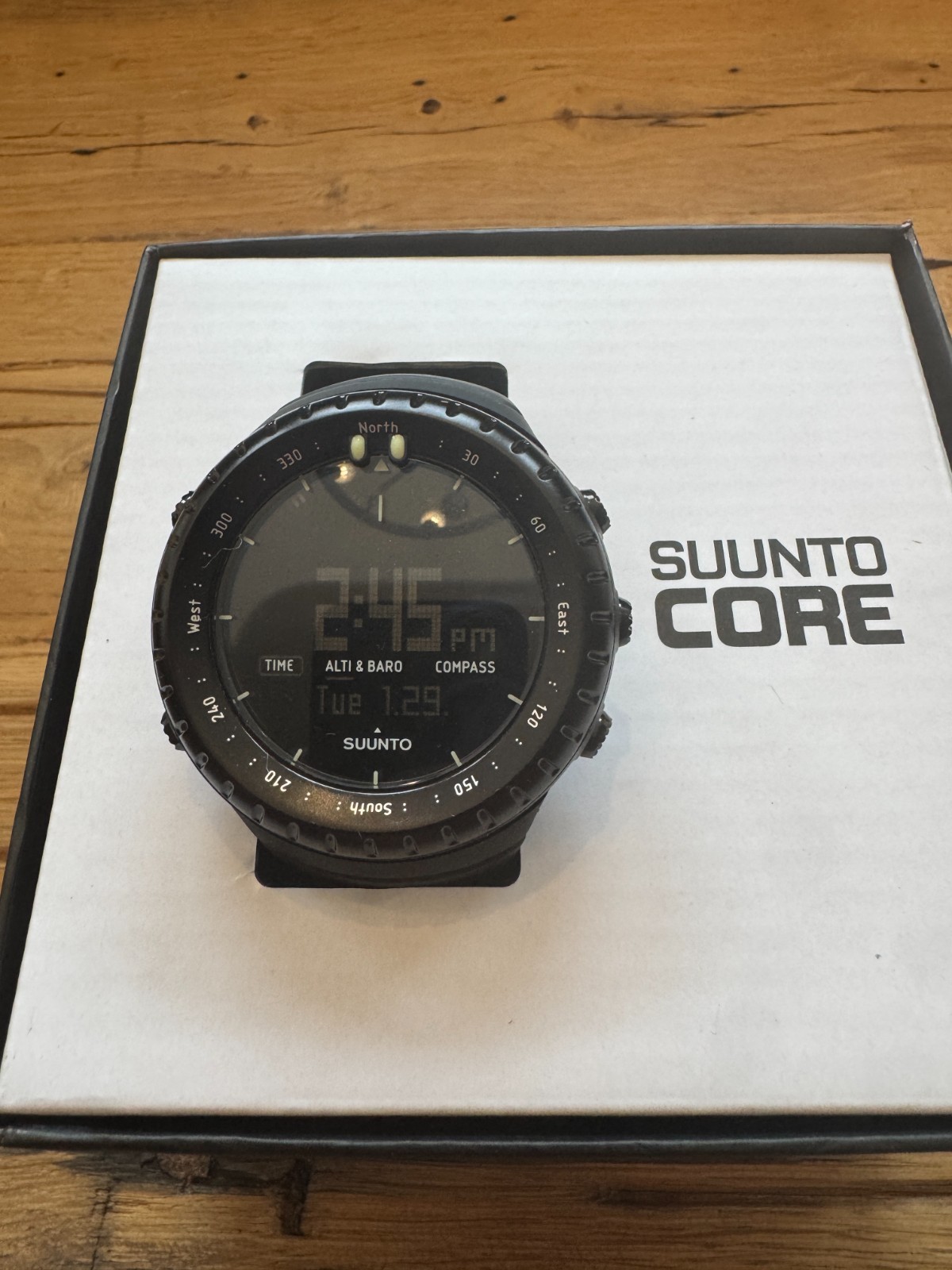 Suunto Core Wrist-Top Computer Watch with Altimeter, Barometer, Compass